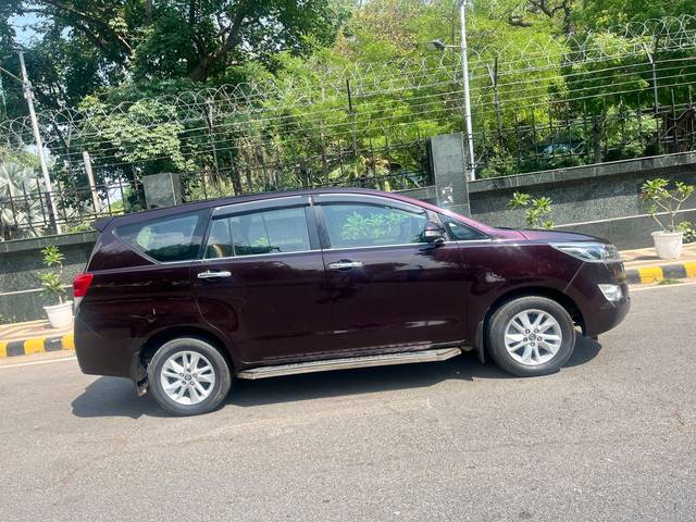 https://images10.gaadi.com/usedcar_image/4523465/original/3c968a4e1c1e40bad02bcab1199a42dd.jpg?imwidth=6401