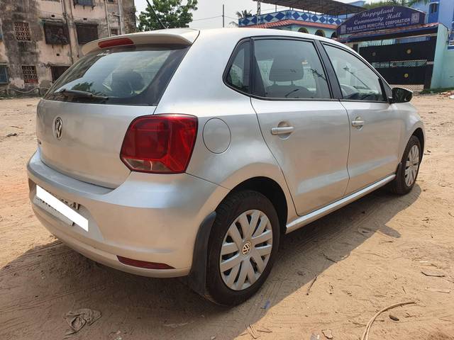 https://images10.gaadi.com/usedcar_image/4523469/original/processed_951945ab34aaca41f5c10d5407547582.jpg?imwidth=6401