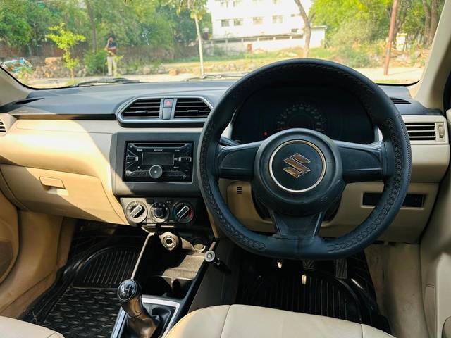 https://images10.gaadi.com/usedcar_image/4523484/original/c490f95e0054a220447c4f7f82f21341.jpg?imwidth=6401