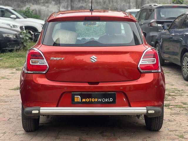 https://images10.gaadi.com/usedcar_image/4523485/original/processed_a53effc973d7c4817b0b41e8e3668284.jpg?imwidth=6401