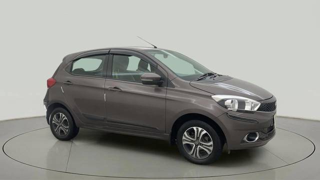 https://images10.gaadi.com/usedcar_image/4523498/original/74947dadc6ba024ae418603ad1b6ec5e.jpg?imwidth=6400