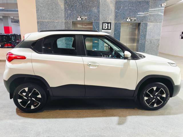 https://images10.gaadi.com/usedcar_image/4523500/original/processed_472c4b2f0d381408ea0fc64f181dfb50.jpg?imwidth=6401