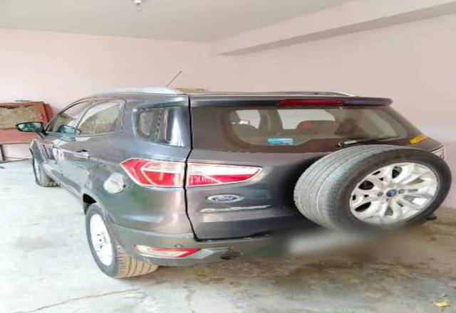 https://images10.gaadi.com/usedcar_image/4523540/original/f247dcd6-c741-4b2c-8cc7-348903c13568.?imwidth=6402