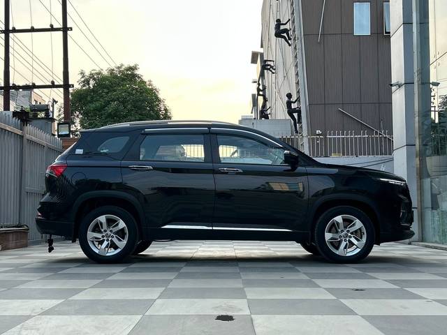https://images10.gaadi.com/usedcar_image/4523550/original/44965562042521a01ec97f2bed47fb38.jpg?imwidth=6401