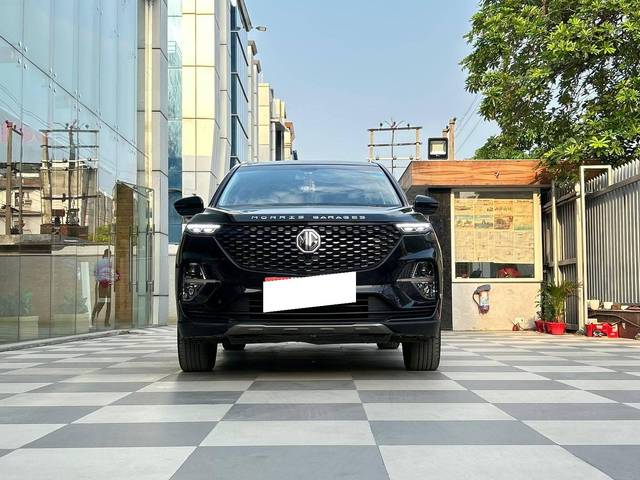 https://images10.gaadi.com/usedcar_image/4523550/original/processed_350d19c69893af98b0d2344e585ccc2e.jpg?imwidth=6400