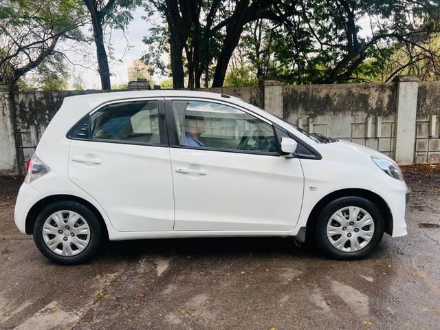 https://images10.gaadi.com/usedcar_image/4523552/original/e54a8875463a4c4be2342ebb54047c69.jpg?imwidth=6401