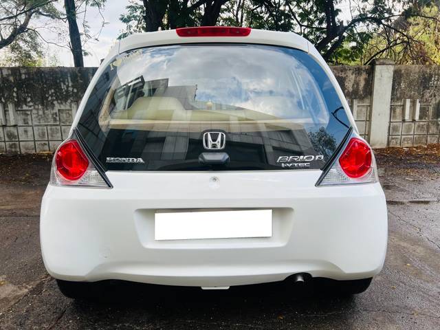 https://images10.gaadi.com/usedcar_image/4523552/original/processed_ef1c3b9cd491593c0b21df8d872c8b9b.jpg?imwidth=6402