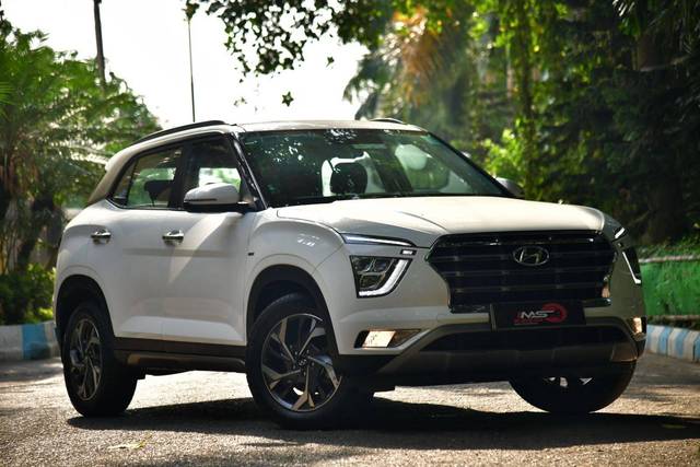 https://images10.gaadi.com/usedcar_image/4523553/original/processed_713571f66c851db8c6398d9f52e5a806.jpg?imwidth=6400