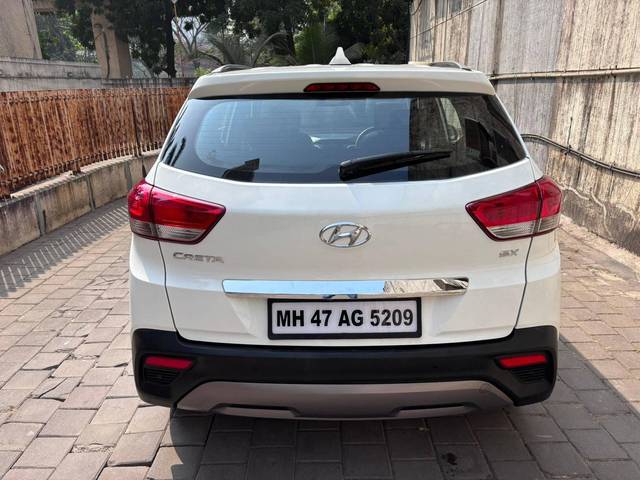 https://images10.gaadi.com/usedcar_image/4523554/original/processed_dcd94f86b662459b4057343d3d7a6dd2.jpeg?imwidth=6401