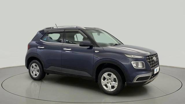 https://images10.gaadi.com/usedcar_image/4523557/original/8c2b71138afd8c281aa11641bf17fba3.jpg?imwidth=6400