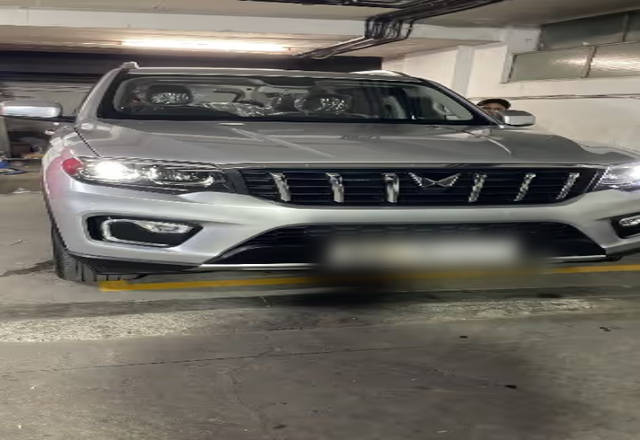 https://images10.gaadi.com/usedcar_image/4523569/original/c29320f1-7c69-489a-a74b-c9f42f0ca726.?imwidth=6400