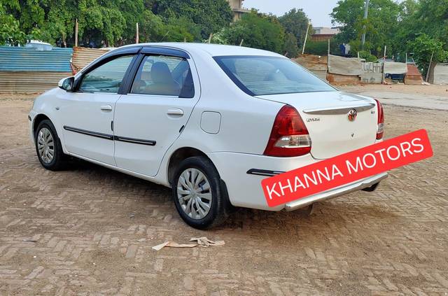 https://images10.gaadi.com/usedcar_image/4523589/original/eab6153a3544148e1c6ae0b434e8b373.jpg?imwidth=6402