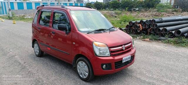 https://images10.gaadi.com/usedcar_image/4523599/original/processed_9a7295eed54c9ff313c39f6dd3cda9d2.jpg?imwidth=6400