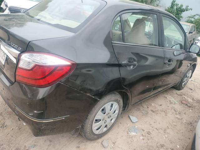 https://images10.gaadi.com/usedcar_image/4523603/original/processed_48d589ef18d6698b73682571792dc095.jpg?imwidth=6400
