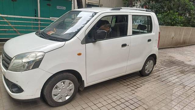https://images10.gaadi.com/usedcar_image/4523605/original/processed_d68fe29b487524dc0810fa608a5c70ff.jpeg?imwidth=6400