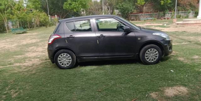 https://images10.gaadi.com/usedcar_image/4523618/original/b018fe803b67f468ec75e83d1e8c2074.jpg?imwidth=6401