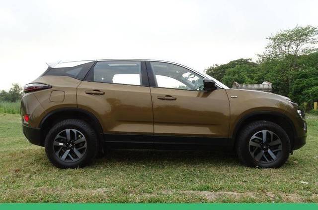 https://images10.gaadi.com/usedcar_image/4523624/original/processed_e6c940290b719e5fae4d0039b53c5c5f.jpeg?imwidth=6401