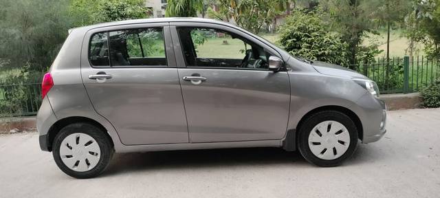https://images10.gaadi.com/usedcar_image/4523625/original/b9a5537949d45ad731aeed09e2f67b79.jpg?imwidth=6401
