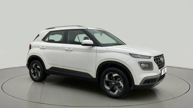https://images10.gaadi.com/usedcar_image/4523631/original/1a87c6b3dc67aba3c8812496f7873773.jpg?imwidth=6400