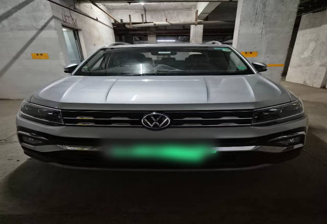 https://images10.gaadi.com/usedcar_image/4523649/original/8b509789-6e8e-4b65-8cf8-40814c08a924.?imwidth=6400