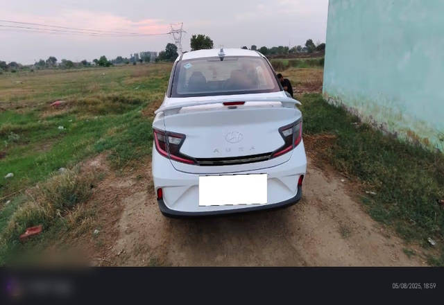 https://images10.gaadi.com/usedcar_image/4523672/original/83530241-b00c-4077-88f4-39aa56c76da5.?imwidth=6400