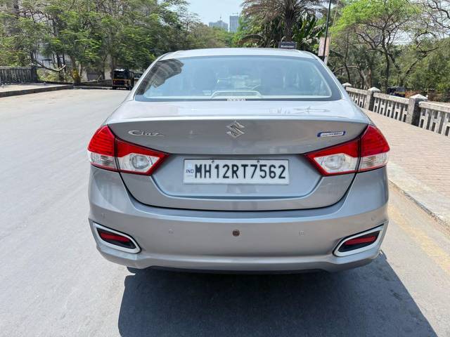 https://images10.gaadi.com/usedcar_image/4523679/original/processed_c424a92a49b5ff6d6c97f0b36307e50c.jpeg?imwidth=6401