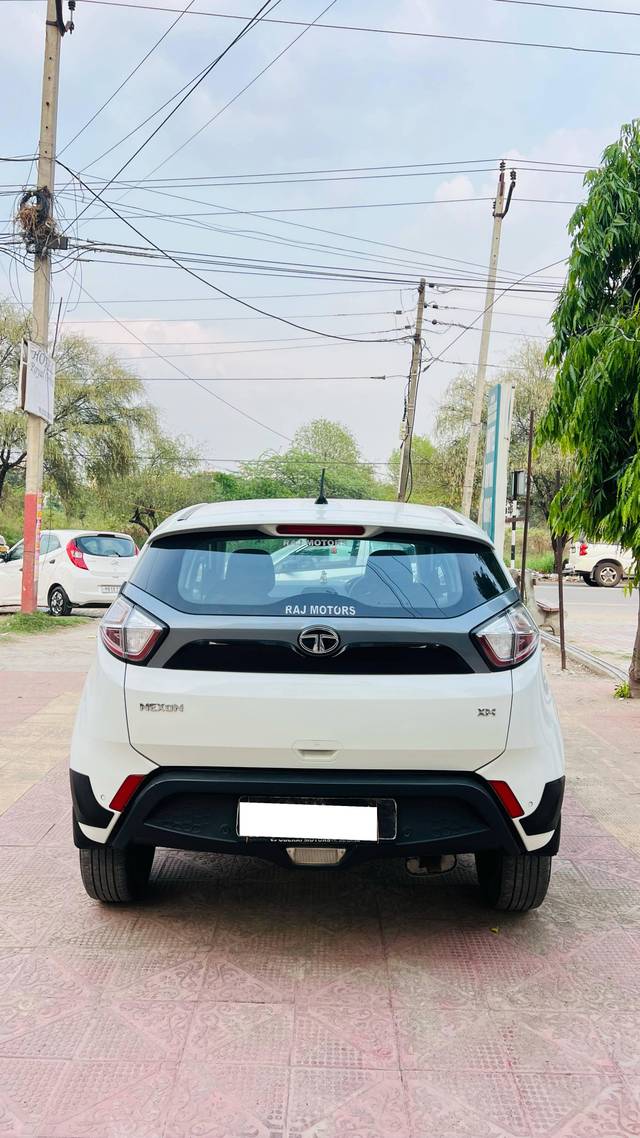 https://images10.gaadi.com/usedcar_image/4523686/original/processed_4f271ca582abcbedfe19a05ba029cf45.jpg?imwidth=6401