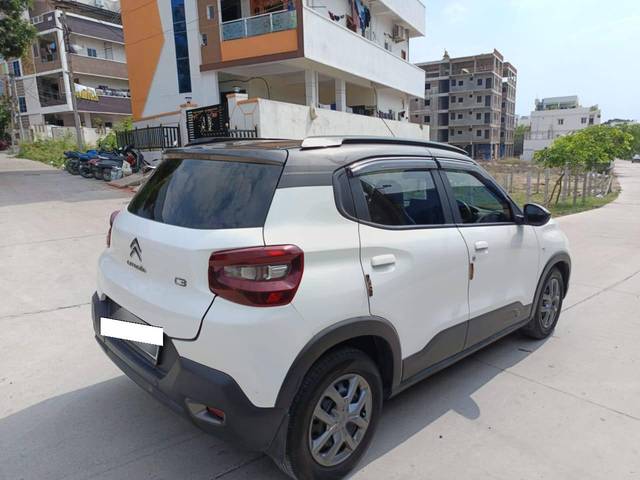 https://images10.gaadi.com/usedcar_image/4523696/original/processed_21cc793a183adb2dfe65f04dc6ac1f02.jpg?imwidth=6402