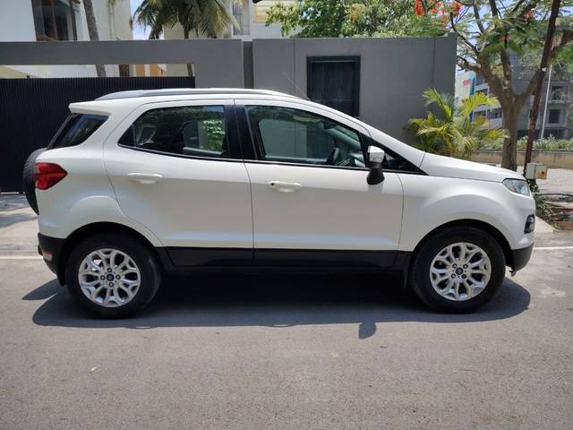 https://images10.gaadi.com/usedcar_image/4523708/original/74d6da9b65c09100535fe0376375164a.jpeg?imwidth=6401
