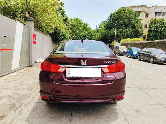 https://images10.gaadi.com/usedcar_image/4523715/original/processed_883700dcff7dc6f8c1e10e87d9f469af.jpeg?imwidth=6402