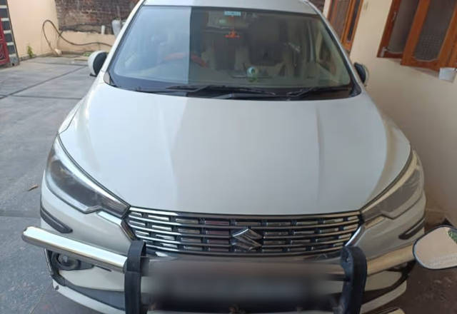 https://images10.gaadi.com/usedcar_image/4523721/original/6cbae381-925b-415a-99ef-725f8b53eb2e.?imwidth=6402