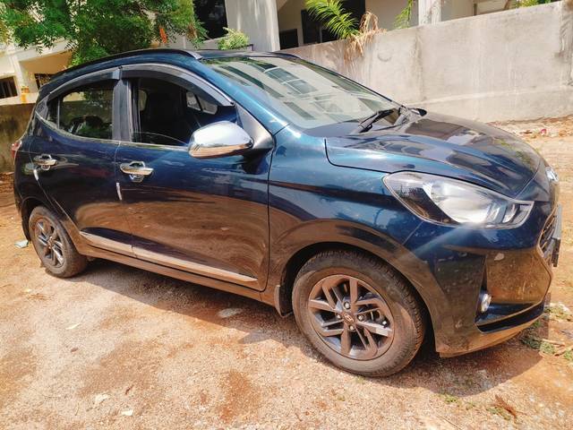 https://images10.gaadi.com/usedcar_image/4523737/original/75da62b596dc05a324c8fddc57724884.jpg?imwidth=6400