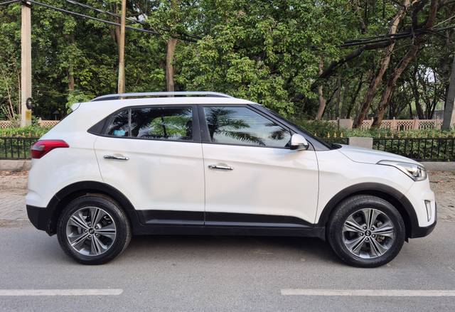 https://images10.gaadi.com/usedcar_image/4523741/original/7761432427109d612d59b4908869edd1.jpg?imwidth=6401