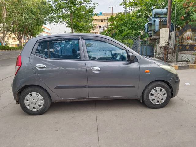 https://images10.gaadi.com/usedcar_image/4523749/original/processed_edf0c8329b914210ea083f3e42558edb.jpg?imwidth=6401
