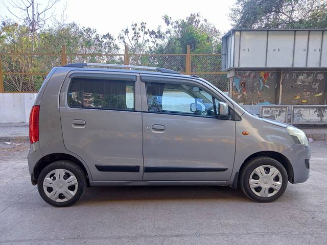 https://images10.gaadi.com/usedcar_image/4523831/original/bdf81cedb6306de2c1ee863225678406.jpg?imwidth=6401