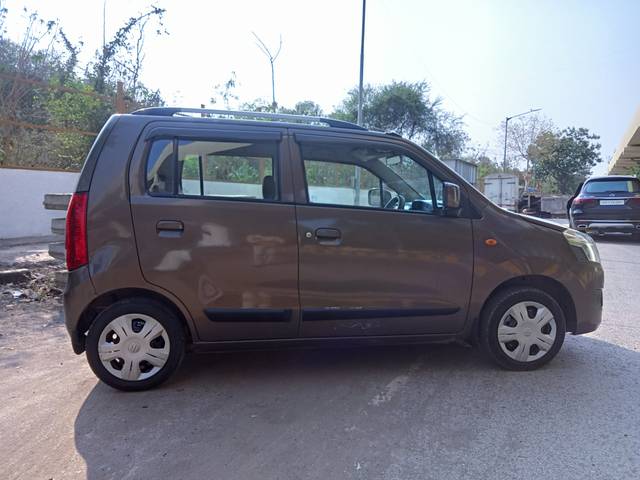 https://images10.gaadi.com/usedcar_image/4523835/original/8ec32b34a3d8882696bbb3698a0e0d41.jpg?imwidth=6401