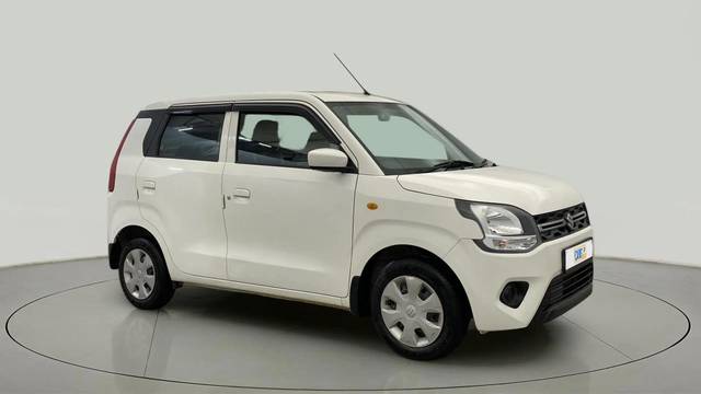 https://images10.gaadi.com/usedcar_image/4523839/original/f9503edb341d760108b00928c0d76209.jpg?imwidth=6400