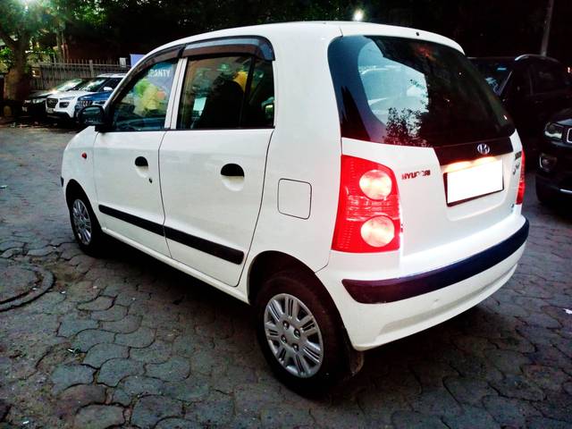 https://images10.gaadi.com/usedcar_image/4523843/original/processed_442986322aba810b6a92ef22affb8a54.jpg?imwidth=6401