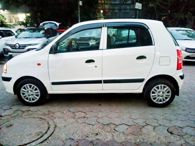 https://images10.gaadi.com/usedcar_image/4523843/original/processed_b18ff558d177551e7e63eb2c5399f2b0.jpg?imwidth=6402
