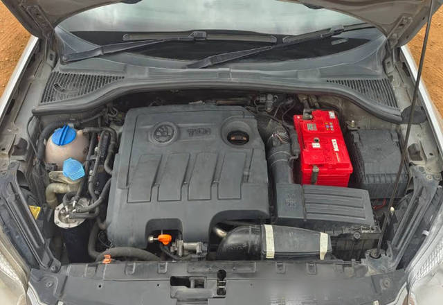 https://images10.gaadi.com/usedcar_image/4523845/original/a0326149-03f8-4f51-8974-650333406d13.?imwidth=6401