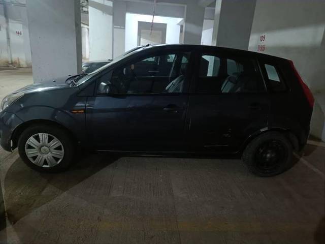 https://images10.gaadi.com/usedcar_image/4523855/original/processed_15f87546-ec51-4c05-bfa6-a71130e0625e.jpg?imwidth=6402