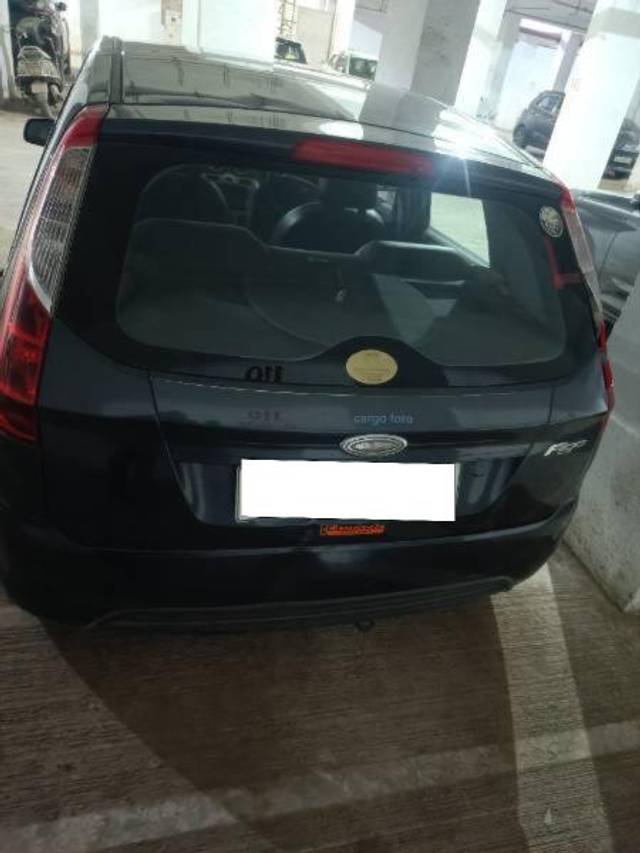 https://images10.gaadi.com/usedcar_image/4523855/original/processed_4b9eced3-4f3c-4460-8150-d41440f85d22.jpg?imwidth=6401