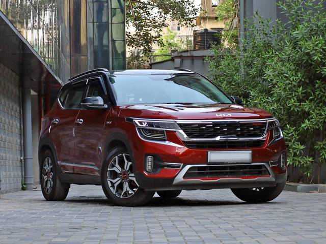 https://images10.gaadi.com/usedcar_image/4523856/original/processed_f83c3b25c162a3fc89fded23fd4b1cb8.jpg?imwidth=6400