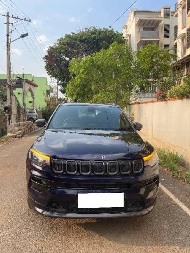 https://images10.gaadi.com/usedcar_image/4523862/original/processed_575929db-87b7-4fa3-b1de-baad2ca47d7d.jpeg?imwidth=6401