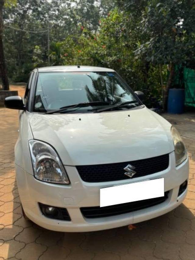 https://images10.gaadi.com/usedcar_image/4523932/original/processed_9bc7e664-06df-41fc-abaf-81e78d5b7438.jpeg?imwidth=6400