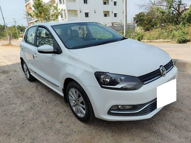 https://images10.gaadi.com/usedcar_image/4523943/original/processed_c20f2aeb2b40b3378b0684f37f09f1ce.jpg?imwidth=6400