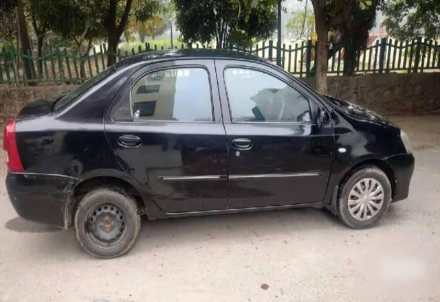 https://images10.gaadi.com/usedcar_image/4523945/original/35e187d7-5221-41f7-bce6-65ee2c36c93b.?imwidth=6402