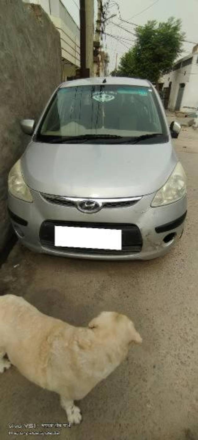 https://images10.gaadi.com/usedcar_image/4523951/original/processed_48dbdd06-7117-41fa-8a29-e0fc4022c2bf.jpg?imwidth=6402
