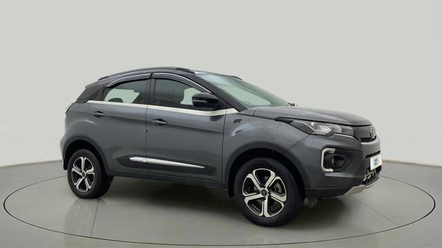 https://images10.gaadi.com/usedcar_image/4523959/original/8d558202aa1214c325ab31bcd0de2258.jpg?imwidth=6400