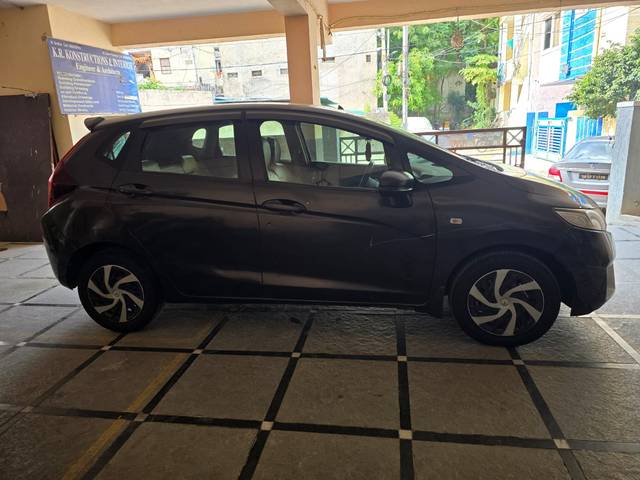 https://images10.gaadi.com/usedcar_image/4523977/original/46fc3e86-1b8e-4919-8fc1-dc72a33a2306.jpg?imwidth=6400